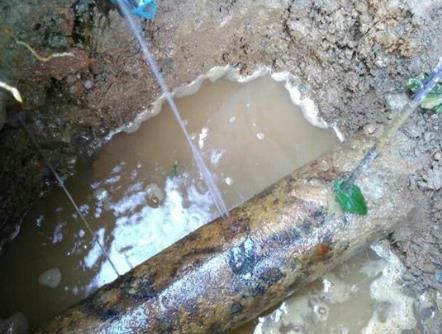 萨嘎楼顶漏水维修公司分享下漏水检测的原理